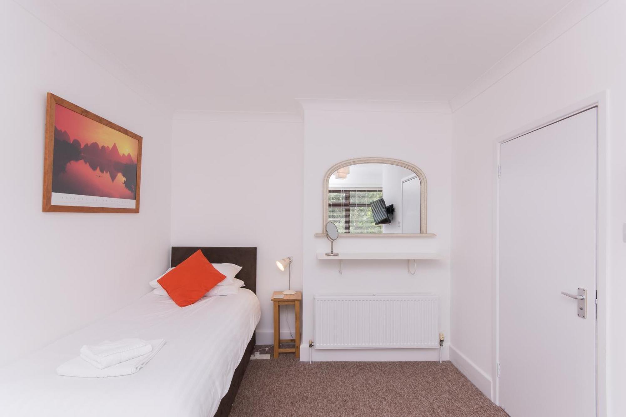 The Mariners Guest House Poole Bagian luar foto